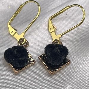 Black Velvet Rose Dangling Earrings, NWOT,see all pictures